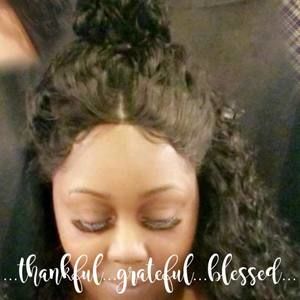 Meet your Posher, Ebonique